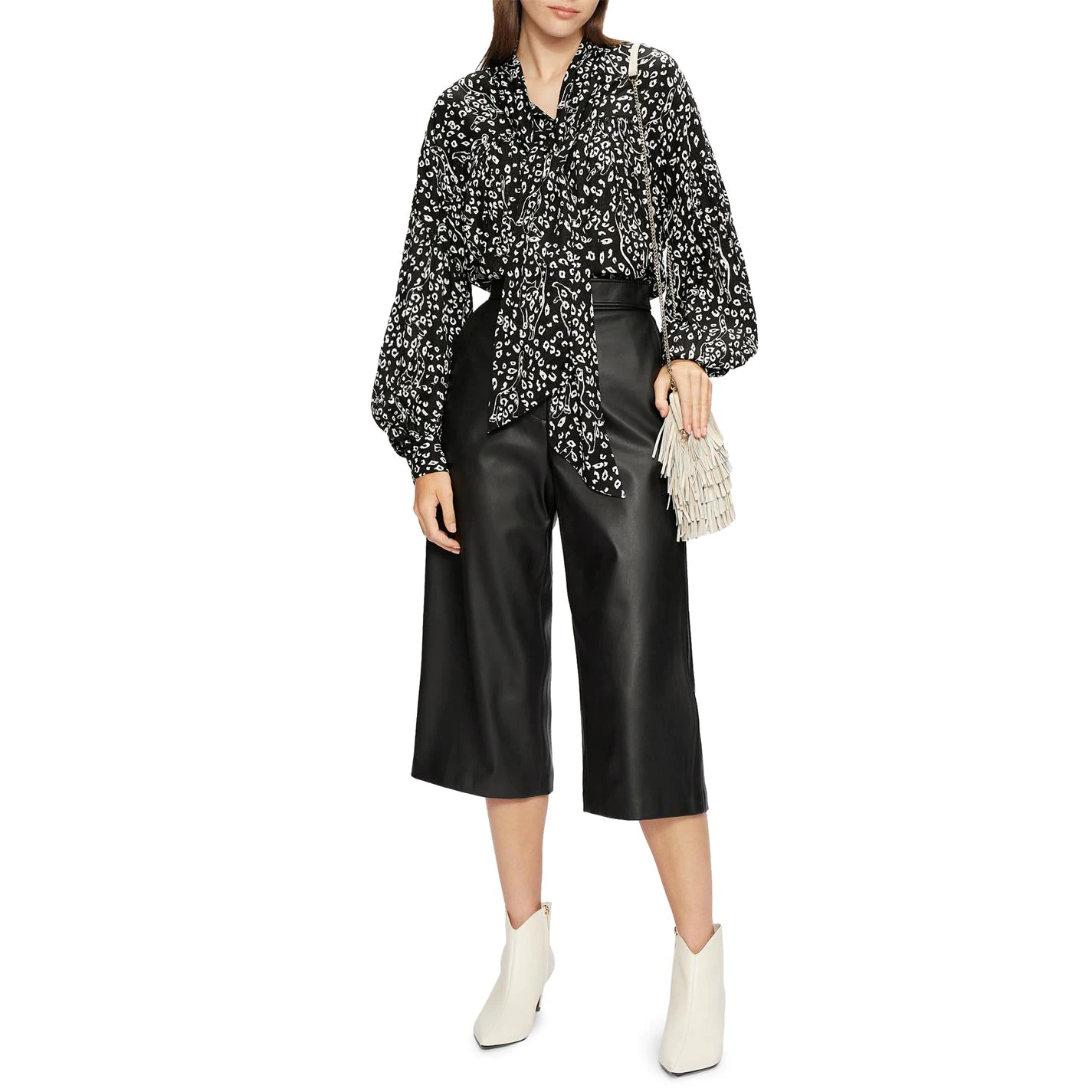 Ted Baker Gaelle Pussy Bow Blouse for Blouses & Shirts Colour Black 6 Ted Baker Gaelle Pussy Bow Blouse for Blouses & Shirts Colour Black - Image 4