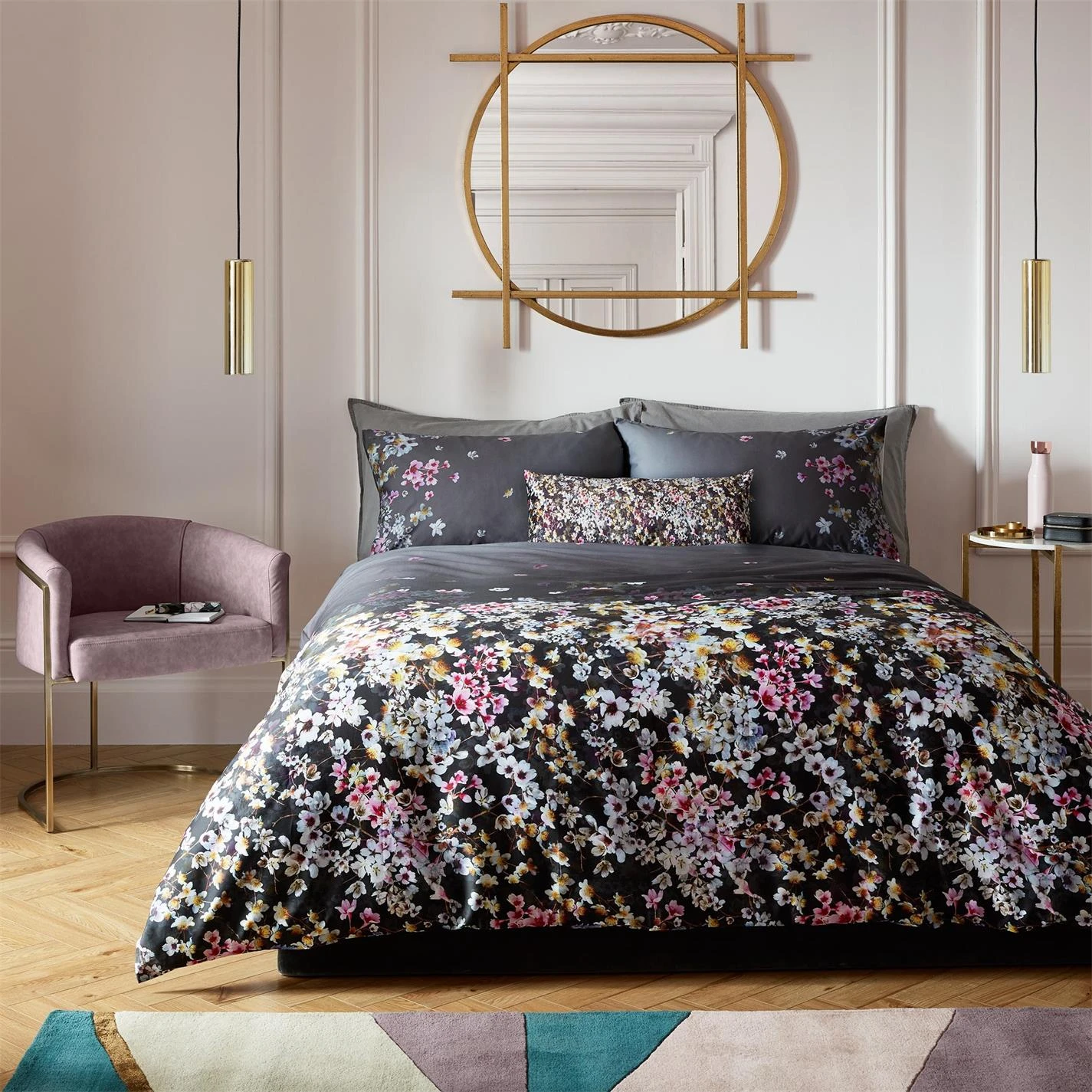 Ted Baker Duvet Cover Set for Duvet Covers & Sets Colour Liquorice 4 Ted Baker Duvet Cover Set for Duvet Covers & Sets Colour Liquorice - Image 2