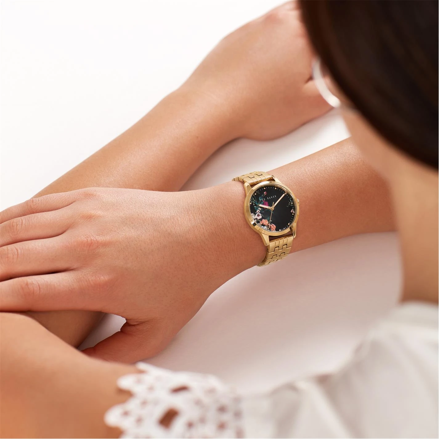 Ted Baker Ted Baker Fitzrovia Bloom Watch Womens for Ladies' Watches Colour Gold/Black 5 Ted Baker Ted Baker Fitzrovia Bloom Watch Womens for Ladies' Watches Colour Gold/Black - Image 3
